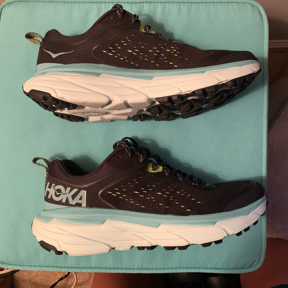 Women Hoka challenger atr 6